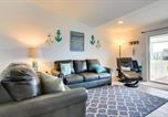 Location vacances Cape Sable - Cozy Canal-Front House Free Wifi and Deck - Close to Beaches & State Park-1