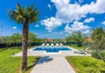 Location vacances Raša - Villa Zelena Oaza-1
