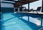 Location vacances  Jamaïque - Rooftop Pool Condo in Kingston-1