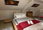 Location vacances Gramado - Luxuoso apartamento de 5 suítes frente rua torta-2