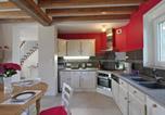 Location vacances Ceaucé - Maison spacieuse à St Denis de Villenette avec jardin clos - Fr-1-497-115-3
