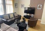 Location vacances Manchester - 1-Bed Apt Sleeps 4 Old Trafford Nearby-1
