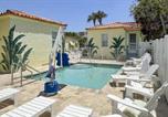 Location vacances Pinellas Park - 2 - Island Paradise Cottages - Sea Breeze-1