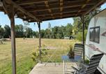 Location vacances  Haute-Vienne - Caravanne 4 Pers Vue Sur L'étang-2