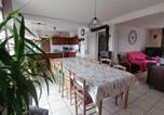 Location vacances Dives-sur-Mer - Maison spacieuse avec cheminée à Dives-sur-Mer-3
