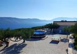 Location vacances Pučišća - Holiday Home Postira 11742-2