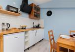 Location vacances Jurata - Comfy Studio Zamkowa 400m from the Beach by Noclegi Renters-4