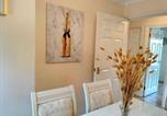 Location vacances Kings Langley - Canalside Chic Your London Escape Starts Here Wifi and Airport Transfers-4