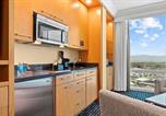 Location vacances Guggenheim Hermitage Museum.  - Stylish Renovated Studio at Trump Tower 2804-4