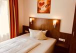 Hôtel Hürth - Triton-2