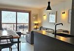 Location vacances Saint-Sorlin-d'Arves - Appartement Hameau Du Moulin HM 201-2