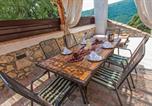 Location vacances Mošćenička Draga - Beautiful Home In Moscenicka Draga With Sauna-3