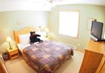 Location vacances Kamloops - Crystal Forest #04-4