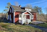 Location vacances Eksjö - 5 person holiday home in Myresjö-2