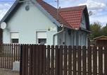Location vacances Hajdúszoboszló - 4 Lurkó Apartman Új-1