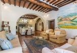 Location vacances Citerna - Lovely Home In Monterchi With Jacuzzi-3