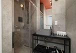 Location vacances Katowice - Stylish Studio for 2 Guests with a Spacious Balcony in Katowice by Noclegi Renters-4