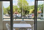 Location vacances Saint-Jean-de-Luz - Studio face au golf avec terrasse et parking - Fr-1-4-702-1