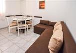Location vacances Biograd na Moru - Apartments Grapevines-4
