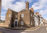 Location vacances Poole - Chimneys - Old Town Poole Location, with Garden and Garage-2