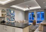 Location vacances Muizenberg - Luxurious Surf Apartment on Muizenberg Beach-1