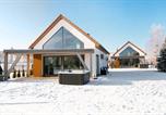 Location vacances Mikołajki - Stunning Home In Ryn With Wifi-1