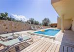 Location vacances  Haute Corse - Villa Lurenzu - Maison pour 8 avec piscine-1