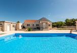 Location vacances Lišane Ostrovičke - Holiday Home Marija with pool-1