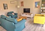 Location vacances Deux-Jumeaux - Maison familiale de 85 m avec jardin à Vierville-1