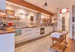 Location vacances Gare SNCF de Laroque - L’Écrin du 9ème - Maison cosy à côté de la Garonne-4