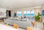 Location vacances George Town - Laguna del Mar #10 - Oceanfront 3 bedroom on Seven Mile Beach-1