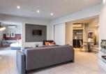 Location vacances Athènes - Entire Building in the Heart of Athens Sleeps 15 with Private Rooftop Terrace-2