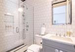 Location vacances New York - Linden Place I by Rovetravel I Chic Lenox 3br-4