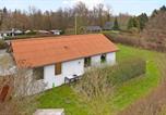 Location vacances Nyborg - Beautiful Newly Renovated Summer House By The Sea-1