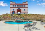 Location vacances Johnson City - Arc de Texas - Lafayette Suite-2