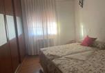 Location vacances  Badalone - Hostal Casa López-4