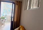 Location vacances Belém - Well-located house with patio Rua Caripunas-4