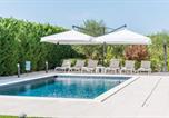 Location vacances Zemunik Donji - Luxury Villa Primavera Sukosan with Heated Pool-2