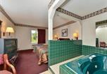 Hôtel Douglas - Quality Inn-1