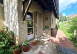 Location vacances  Loire - La Petite Bulle : Gîte Confortable et Moderne à Saint-Galmier - Fr-1-496-293-4