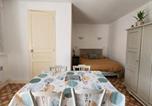 Location vacances  Vienne - Studio avec jardin, balcon, Wifi et parking près des Thermes - Fr-1-541-117-3