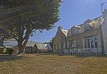 Location vacances Côte de Belle Ile en mer - Maison en pierre proche plage, 2 maisons, animaux admis - Fr-1-418-22-1