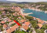 Location vacances Jelsa - Apartments Jelka-1
