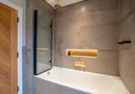 Location vacances Horley - Hazelwick Apartment-3