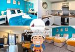 Location vacances Farcet - Westlake Serviced Accommodation-1