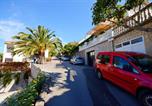 Location vacances Jelsa - Apartments Jakov-1