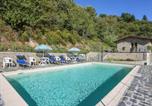 Location vacances Pieve Fosciana - Apartment Caminetto - Cng177 by Interhome-1