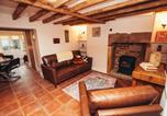 Location vacances Usines de la vallée de la Derwent - A Lovely Family Cottage in Belper-2