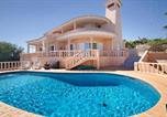 Location vacances  Salir - Quinta da Violeta-1
