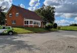 Location vacances Aire-sur-la-Lys - Spacieuse maison au jardin à la ferme - 12 pers. - Fr-1-510-251-1